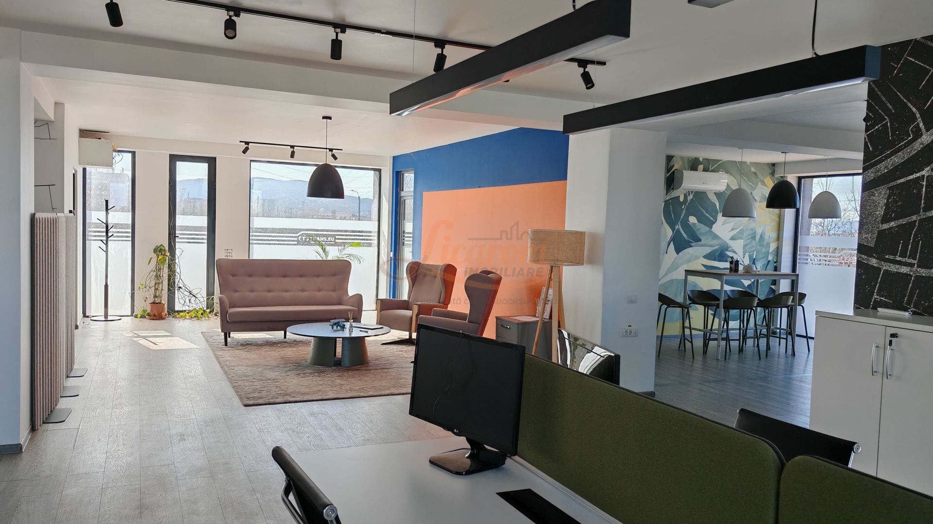 190 mp,Spatiu de Birouri/ Call Center/IT, Fitness,1980 euro/luna - Poză 15