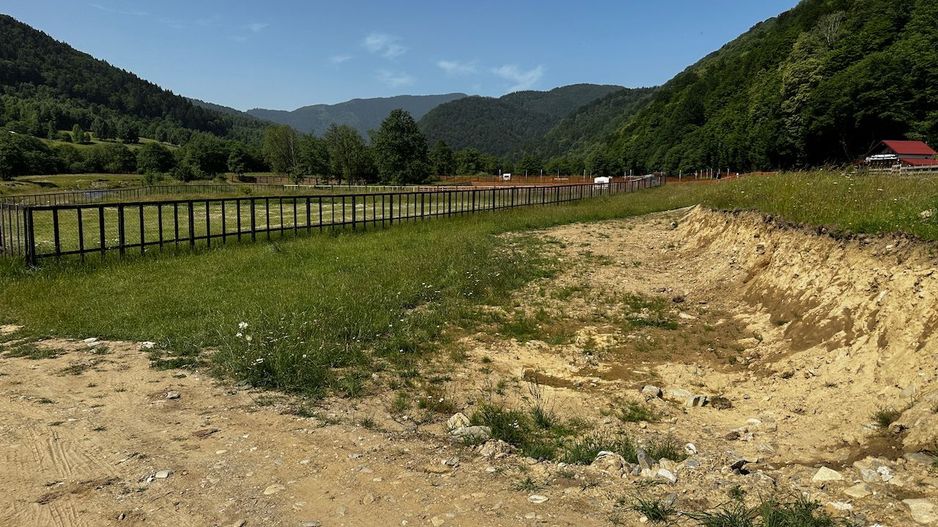 Teren intravilan - 1117 mp în Plaiul Foii - Poză 6