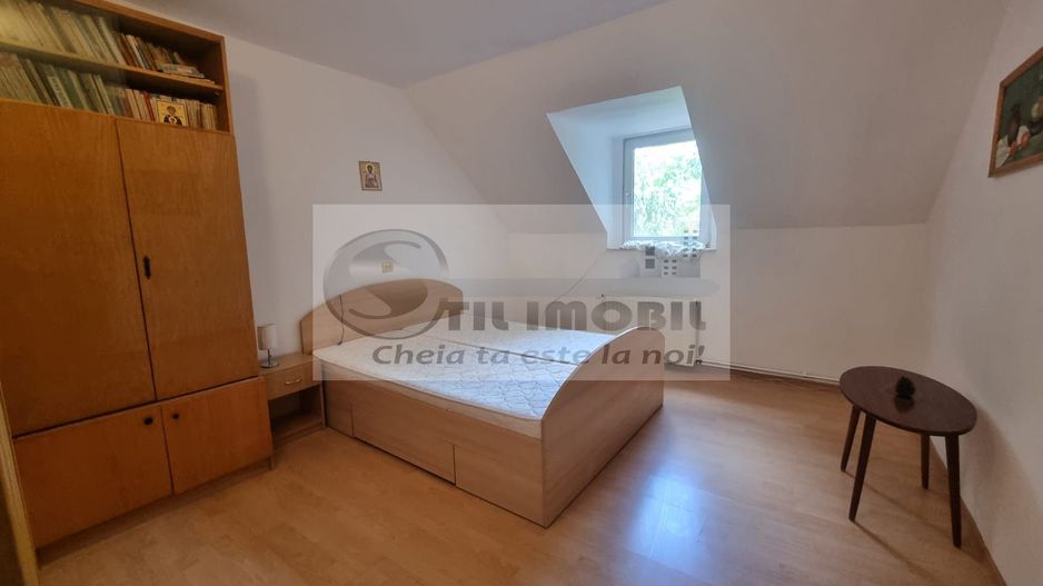 Casă pe trei niveluri, 264 mp utili + Foisor ,teren 2400 mp. - Poză 8