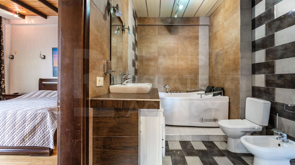 Vânzare apartament  142 mp, str. Valea Trandafirilor, Botanica - Poză 9