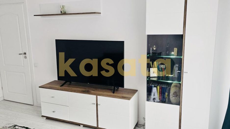 OPORTUNITATE | APARTAMENT 3 CAMERE | OBOR | DECOMANDAT | MOBILAT - Poză 2