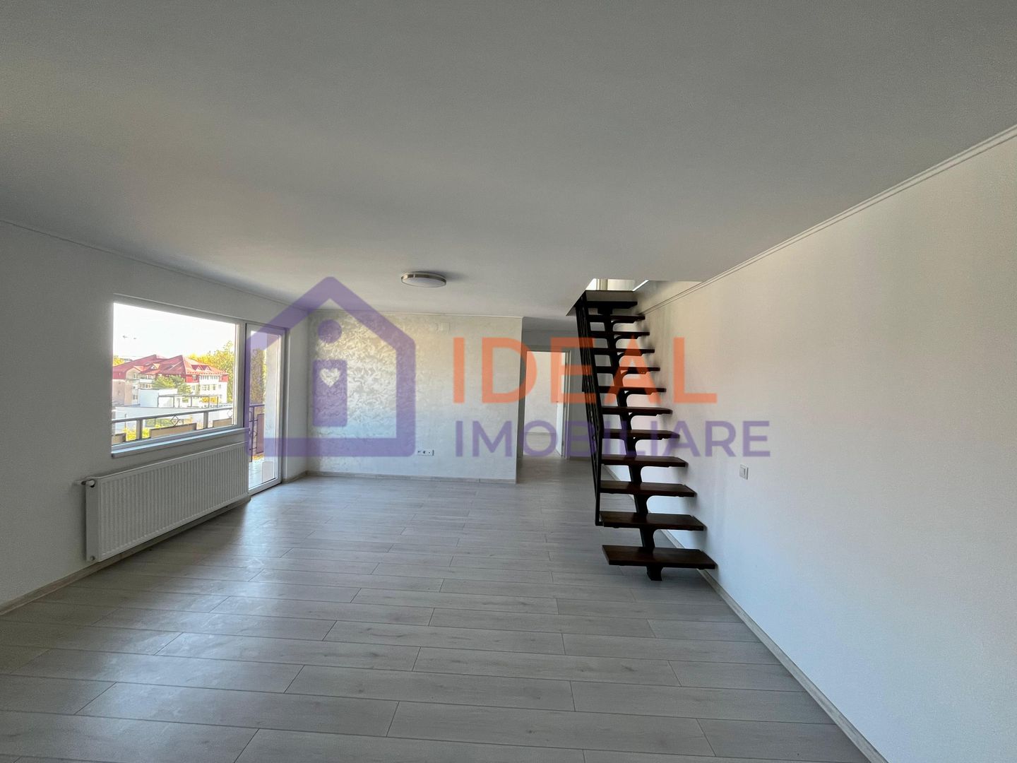 Mansarde moderne cu 4 camere – zona Rahovei – Mihai Viteazu - Poză 1