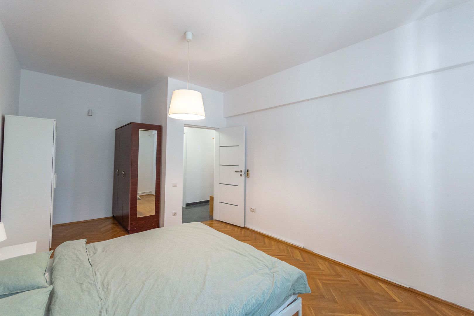 Oltenitei, metrou Brancoveanu, parc Tineretului, loc de parcare - Poză 9