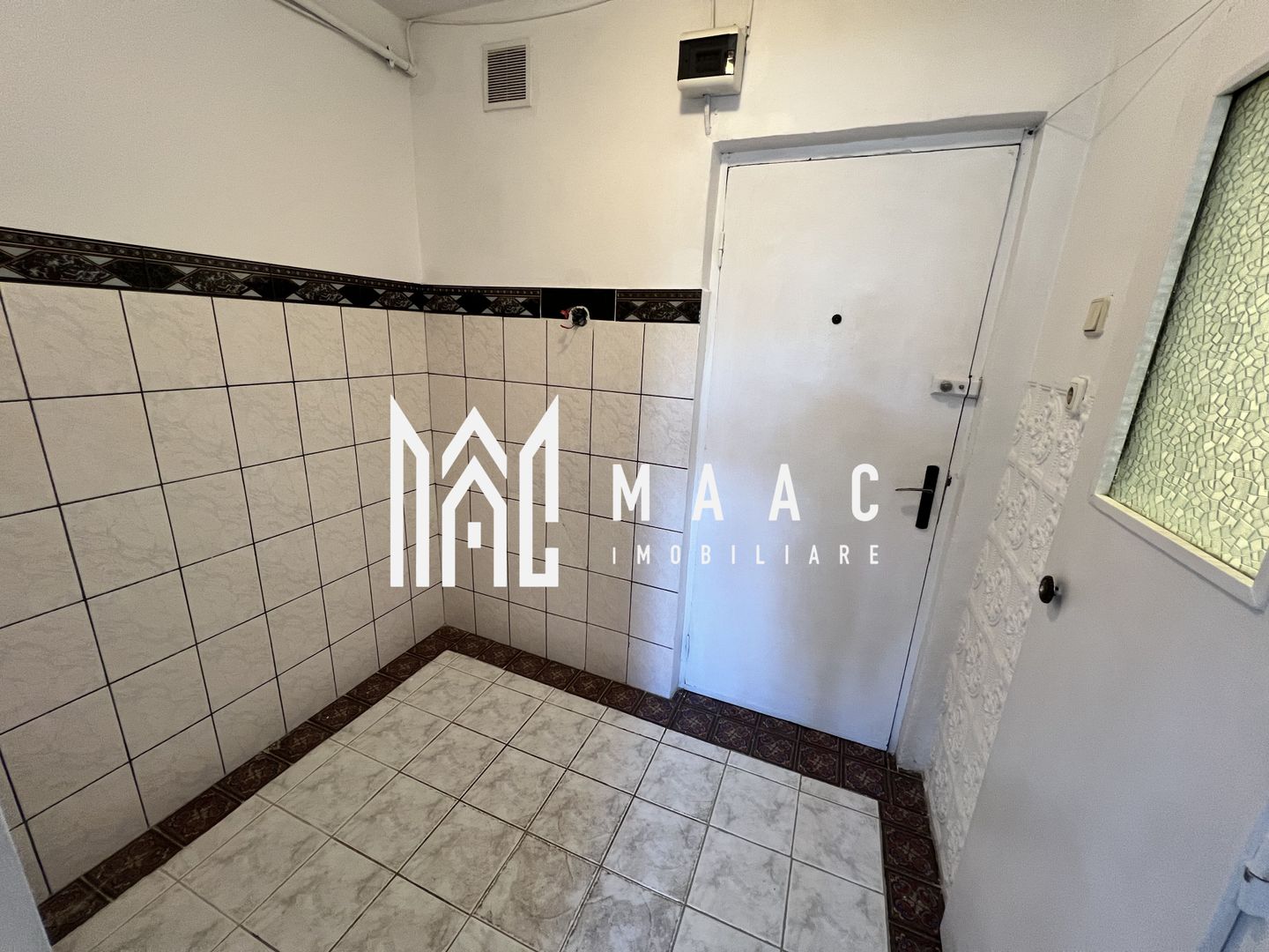 Garsoniera | Etaj 3 | Pretabil investitie | Zona Lazaret - Poză 3