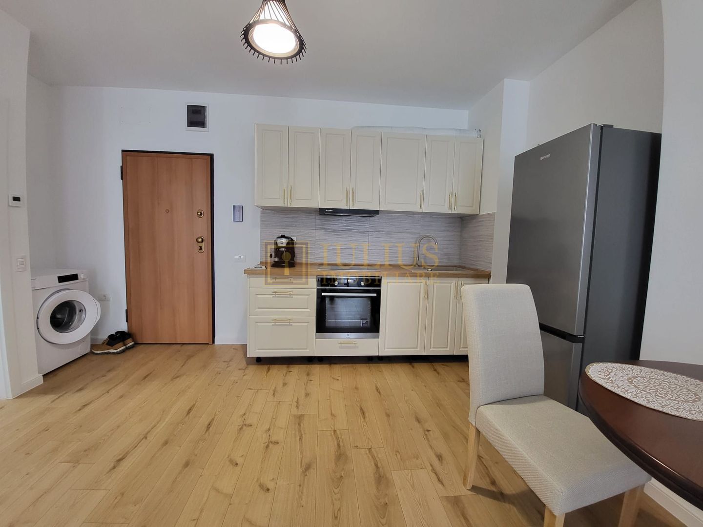 Campeador | Aer conditionat | 2 camere | - Poză 4