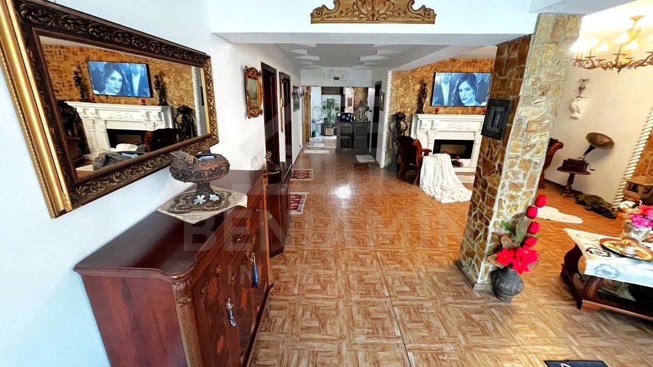 Casa Deosebita 3Camere 3Bai 1460mp Teren Garaj Piscina Bariera Valcii - Poză 2