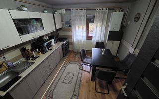 3 camere decomandat-Centrala termica-Parter-Mobilat si Utilat-Izolat - Poză 5