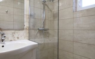 Zona Lunei, 3 camere, centrala proprie. - Poză 6