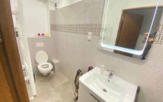 Spatiu Comercial 70 mp dotat salon infrumusetare - Central -Sibiu - Poză 2