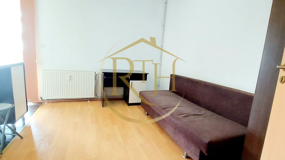 Oferim spre inchiriere garsoniera, situata in zona Soarelui, Parcare si balcon - Poză 1