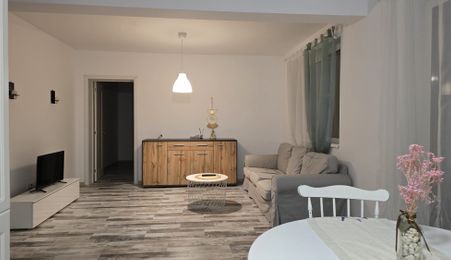 Apartament de vanzare 2 camere 47 mp zona Florilor