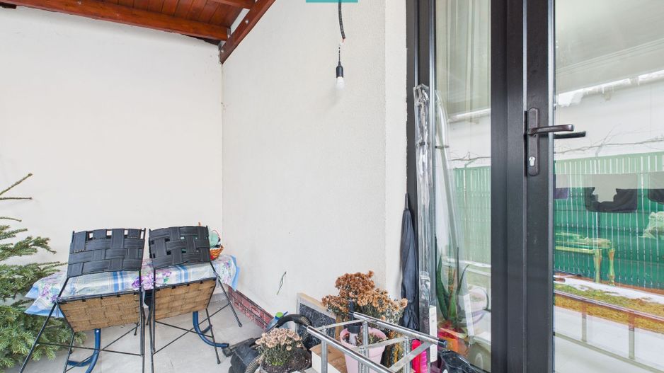 Casă cu 3 camere, P+1–Giarmata - Poză 16