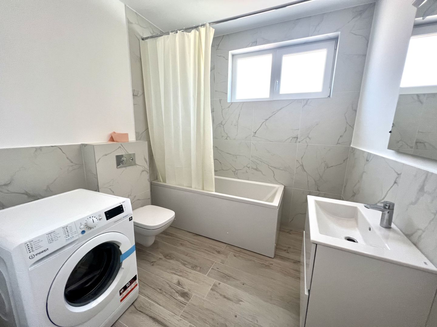APARTAMENT CU LOC DE PARCARE - Poză 7