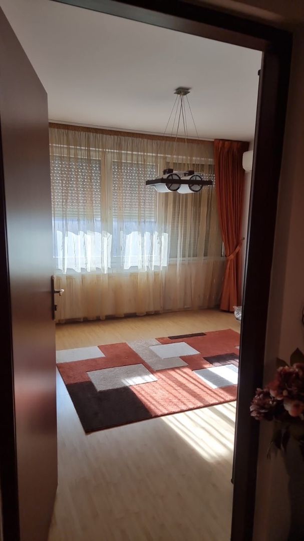 Vila 5 camere complex securizat Pipera | Lidl - Poză 8