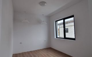 Reședință Modernă cu Finisaje Distinse - Poză 37