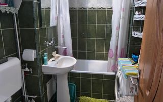 Apartament 3 camere/ Decomandat/ 2 Bai/ Parter/ Bd. Pandurilor - Poză 6