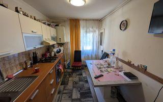 Apartament 2 camere 50 mp-parter inalt-2 parcari-Zona Imp. Traian - Poză 3
