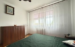 Apartament de inchiriat 3 camere etajul 4, cu lift,  Zona Vasile Aaron - Poză 6