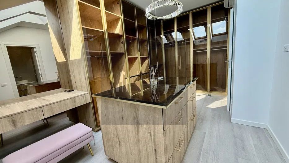 VILA  moderna P+1+M în Pipera – zonă premium, acces privat - Poză 8