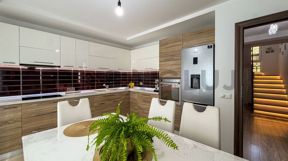 Casa individuală cu teren de 1400 mp, Salicea - Poză 8