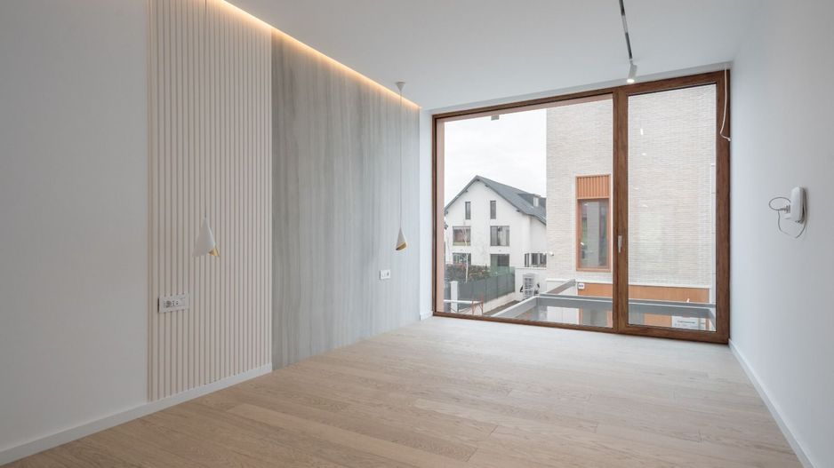 6cam/4dorm,5bai,95mp ampr,425mp teren,garaj,2parc/Voluntari-jud.IF - Poză 5