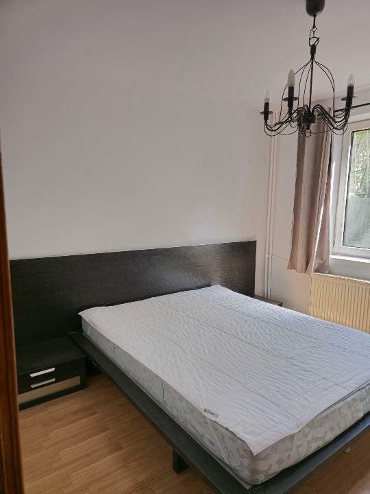 APARTAMENT LUMINOS METROU POLONA - Poză 2