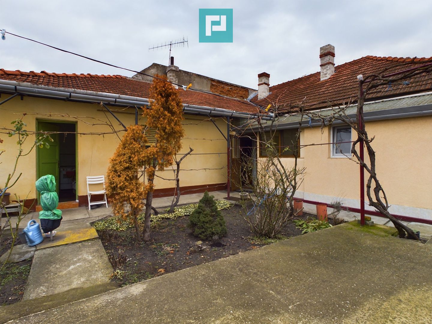 Casă cochetă de vânzare cu 3 camere în zona Gai - Poză 15