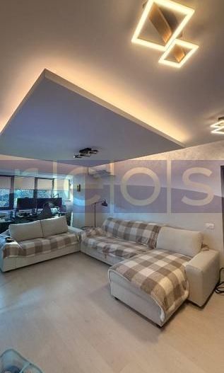 VANZARE 3 CAMERE DECOMANDAT TINERETULUI - Poză 1