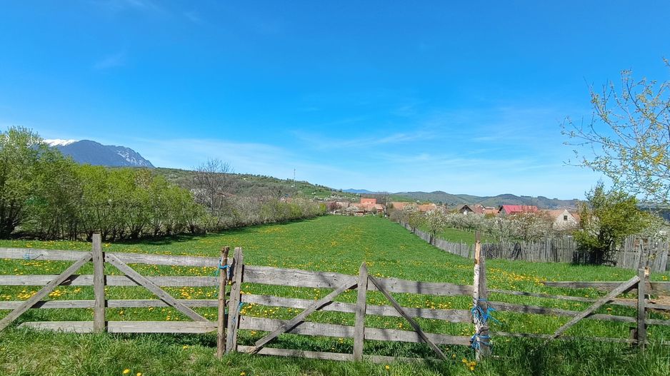 teren pretabil pensiune -casa,Zarnesti,4km de castelul Bran - Poză 2