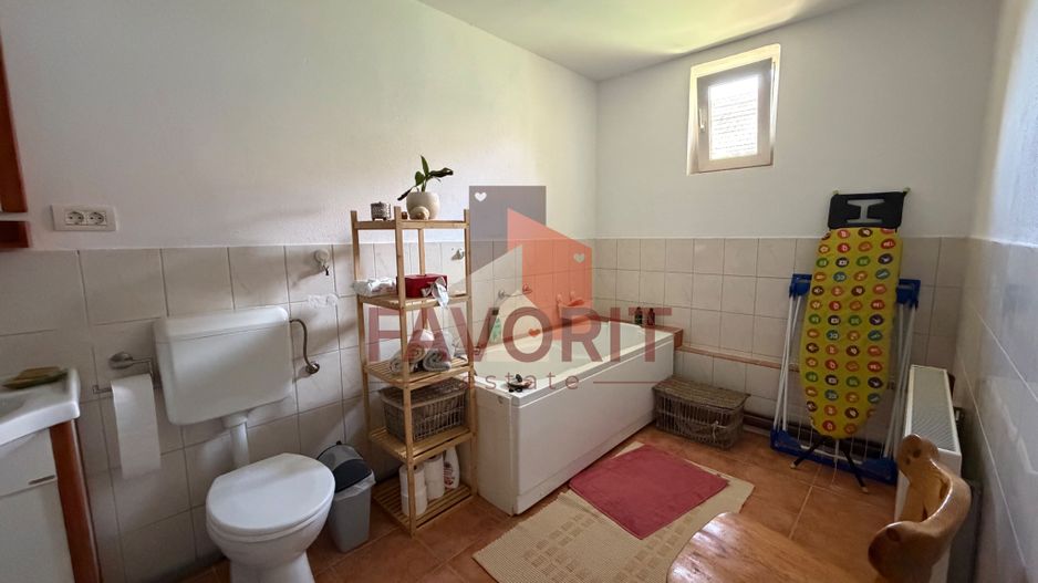 Casă +  teren 1.514 mp în Ianova | 4 camere | 2 băi - Poză 10