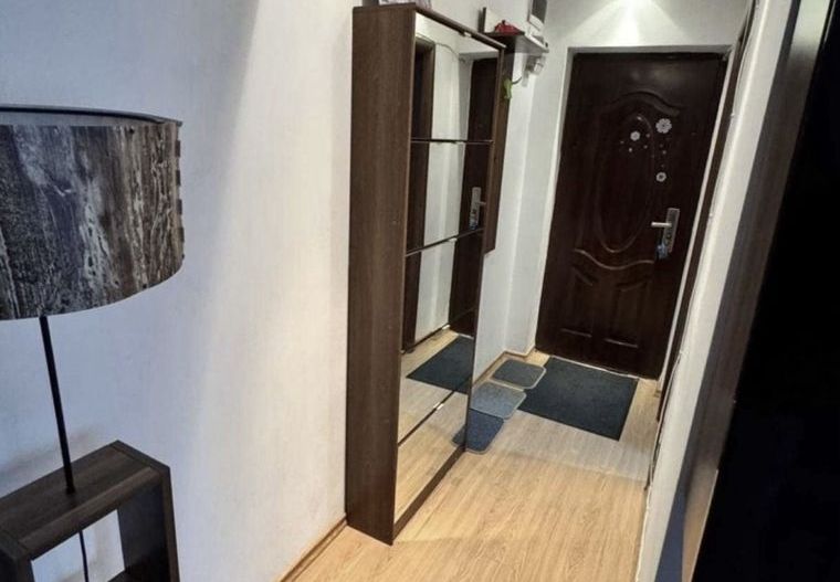 Apartament 2 camere modern, centrală proprie, etaj 3, zona Vitan - Poză 3