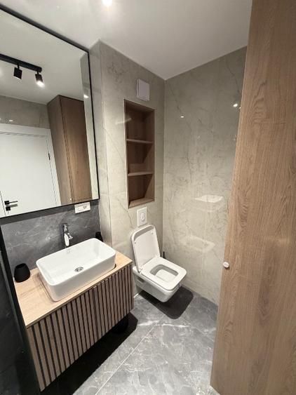 De inchiriat apartament 2 camere nou, central, Universitate, 600 Euro - Poză 12