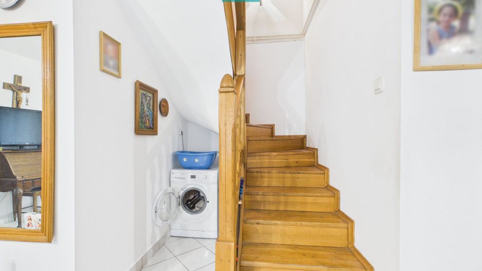 Vilă stil montan, 270 mp, teren 3000 mp - Poză 17