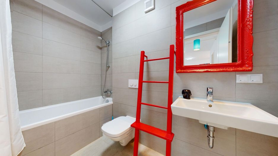 Coresi Urban Vibe | Apartament modern cu vedere directă la pietonală - Poză 26