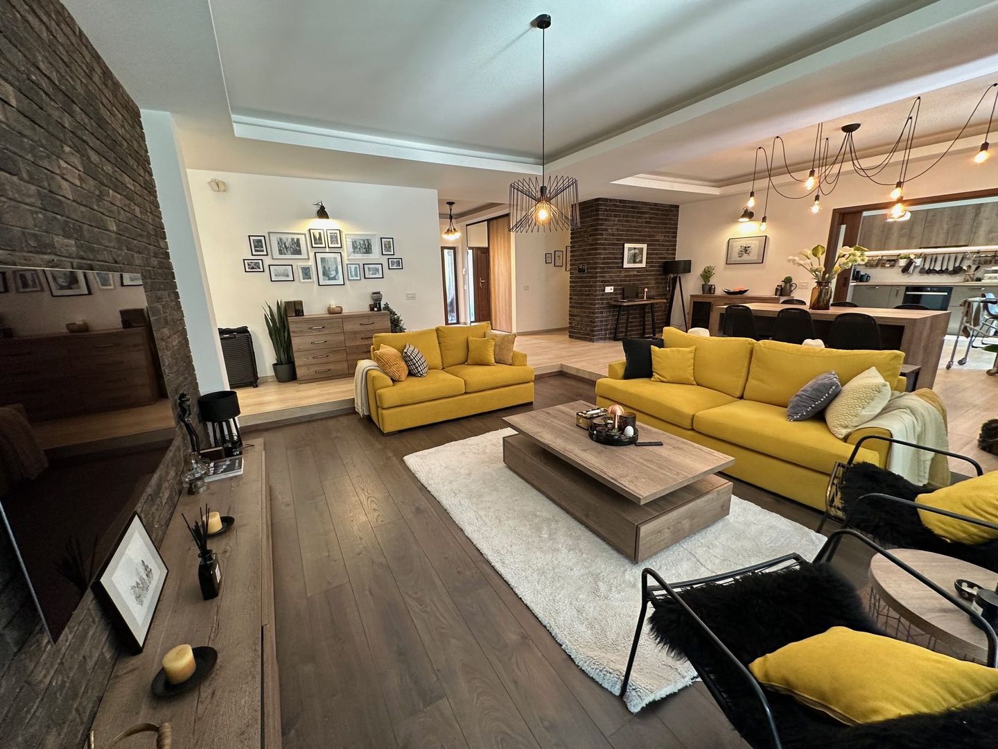 Casa individuala Dumbravita spre Pădure - Poză 2