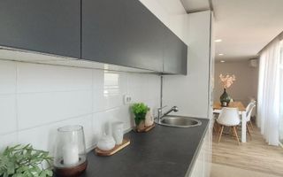 Penthouse pe 2 nivele, 5 camere, 160 mp,3 bai, 75 mp terase cu panorama superba! - Poză 9