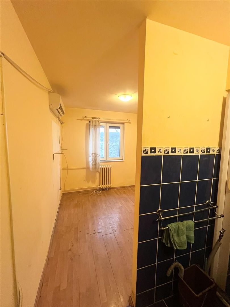 Garsoniera in zona Rogerius - Poză 2