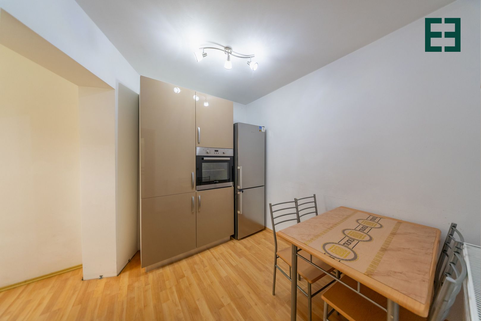 De închiriat - Apartament la casă cu 2 camere zona UTA - Arad - Poză 5