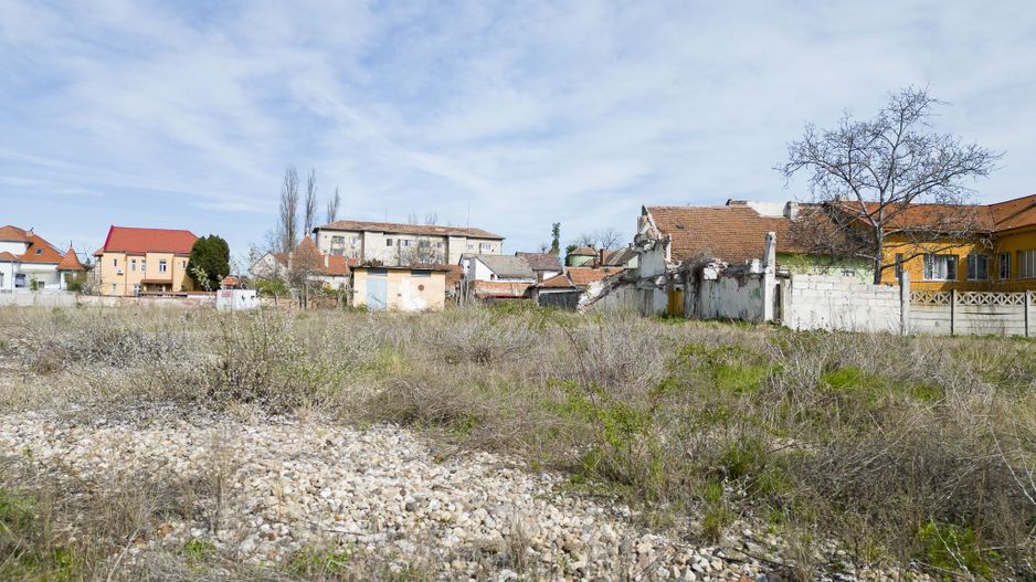 Teren intravilan de 5801 mp pe Andrei Șaguna, Arad - Poză 9