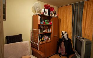 Apartament 3 cam., etaj 1– ideal pentru locuit, M6 Nord - C 1-4, neg.! - Poză 5