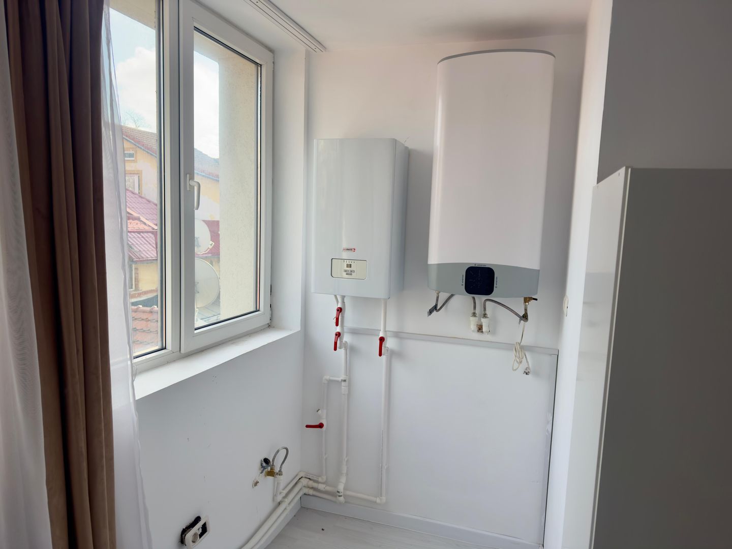 Constructie D+P+3E | Lift | 2 intrari | Parcare Sub | Domenii | Ideal Investitie - Poză 18