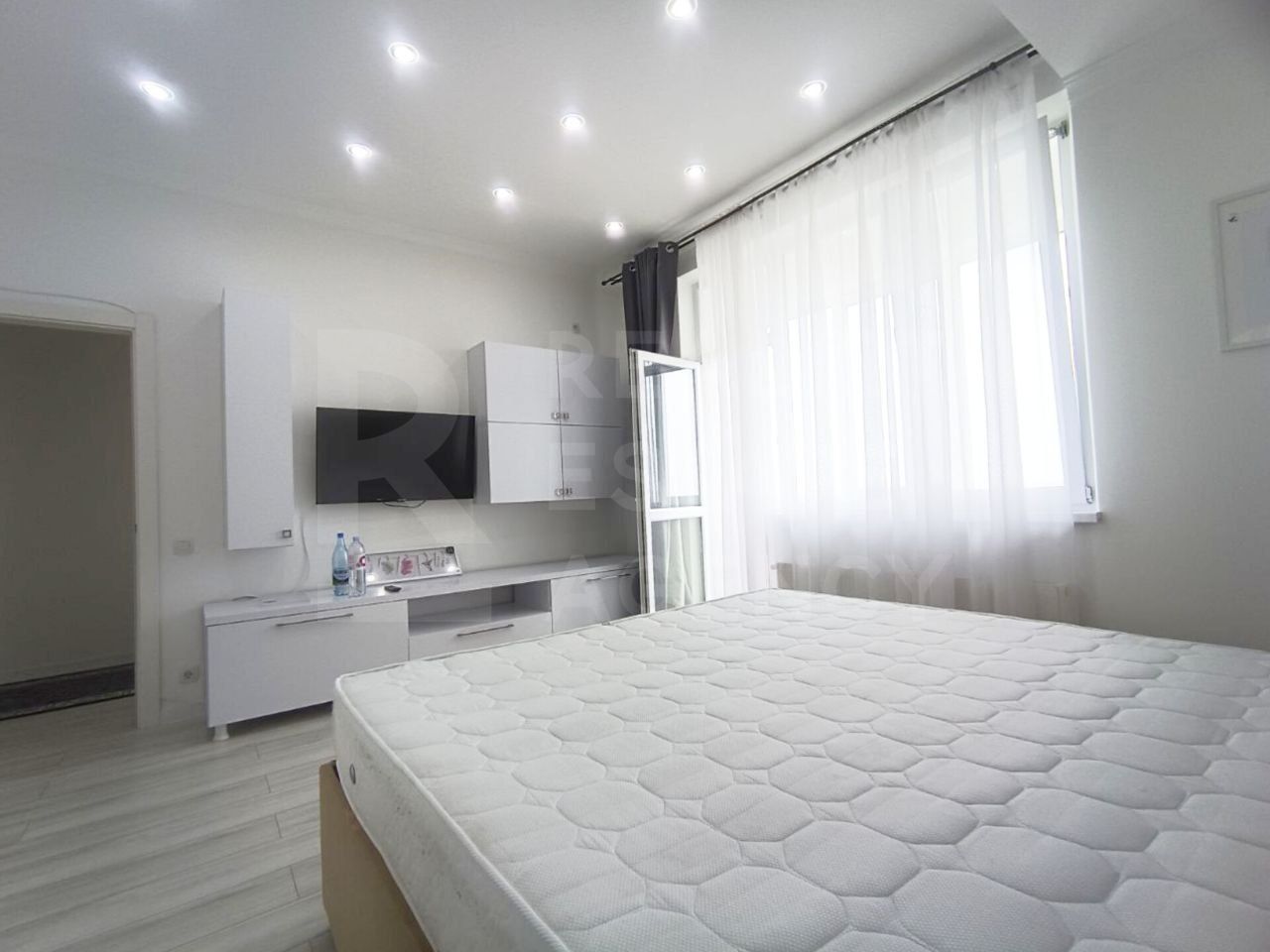 Chirie, apartament, 2 camere, strada Tudor Strișcă, Botanica - Poză 2