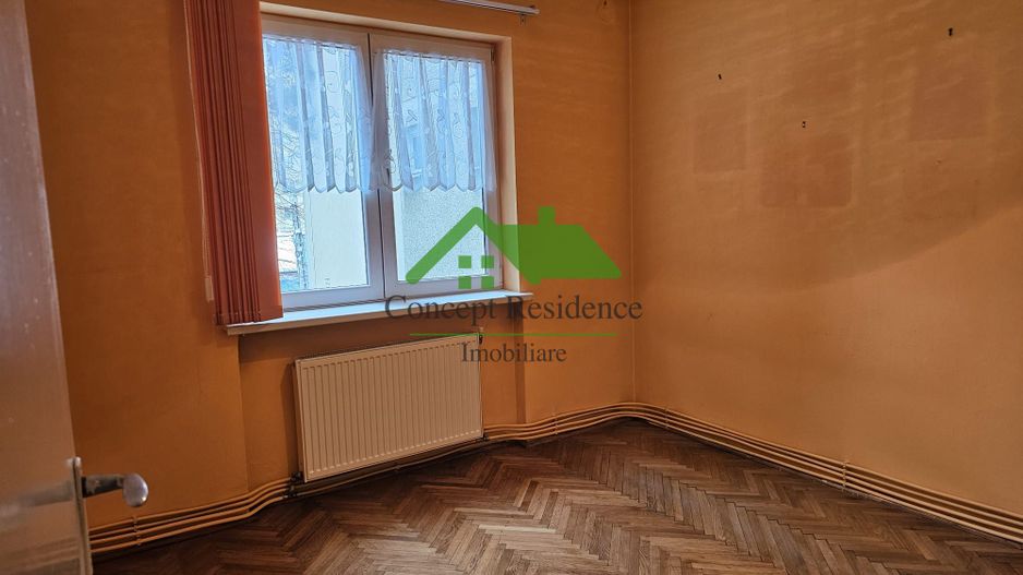 Apartament 4 camere +garaj– decomandat – str. Ioan Slavici, et.1 - Poză 5