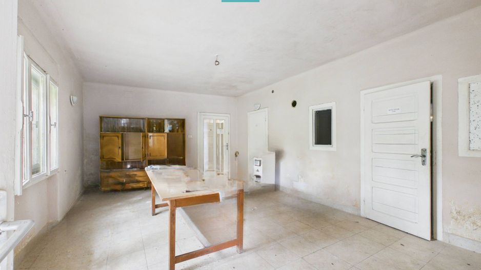 Casă cu teren de 1800 mp, în Buteni, Arad - Poză 16
