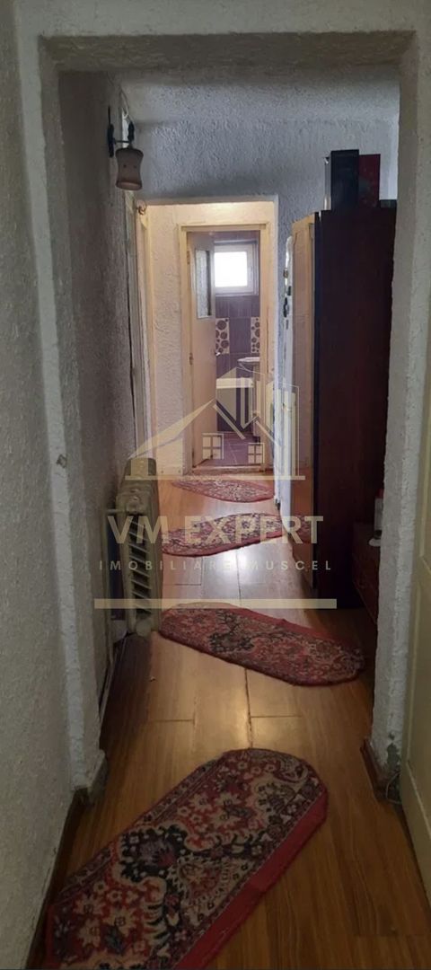 APARTAMENT 3 CAMERE, ETAJ 1, GRUI, CAMPULUNG, ARGES - Poză 1