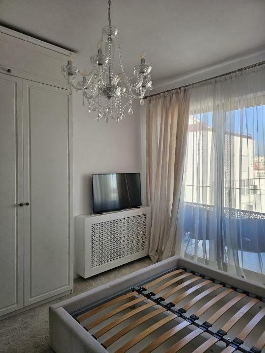 Apartament 3 camere ,Lux 13 septembrie Merriott - Poză 10