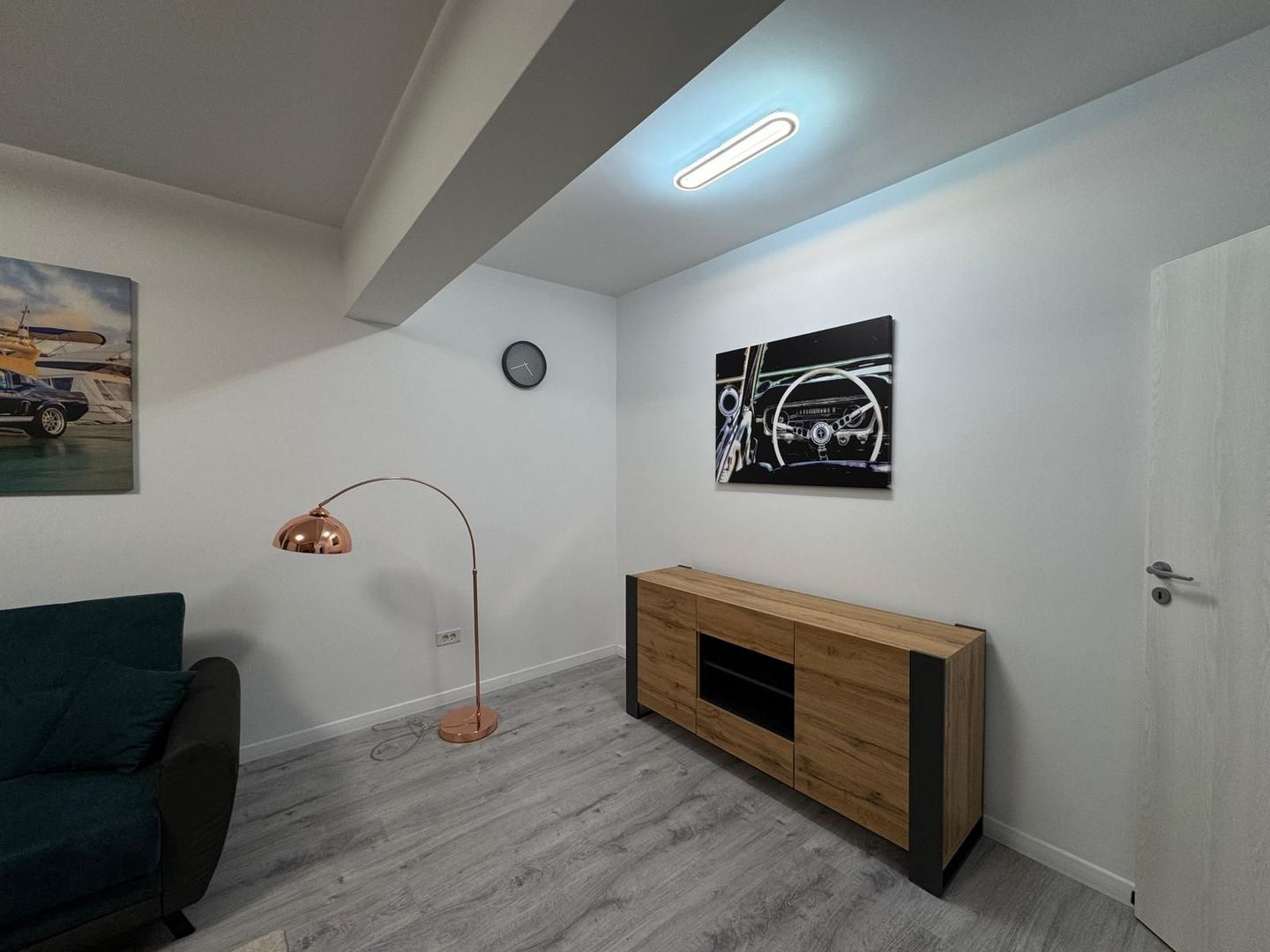 Apartament 2 camere de închiriat Apărătorii Patriei - Poză 3