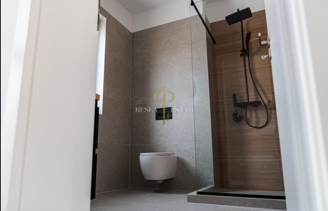 Casa individuală -4 camere - Giroc - Poză 11