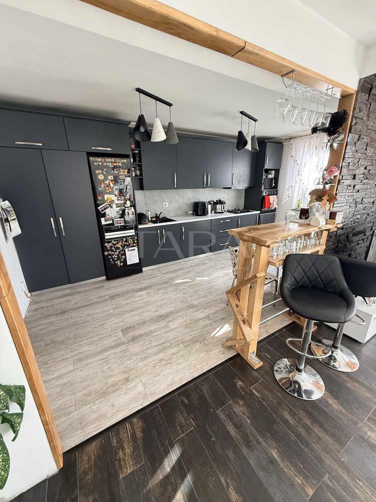 Apartament spațios 3 camere, parcare inclusă, zona Poligon, Florești. - Poză 3