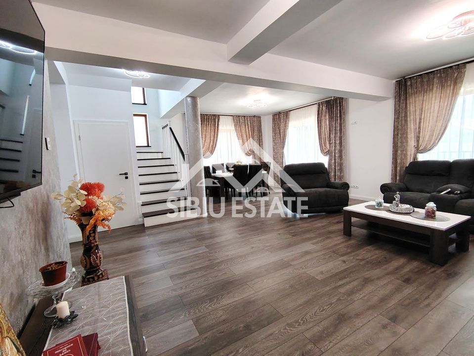 Casa Sibiu complet dotata, imobil ca nou - Poză 4